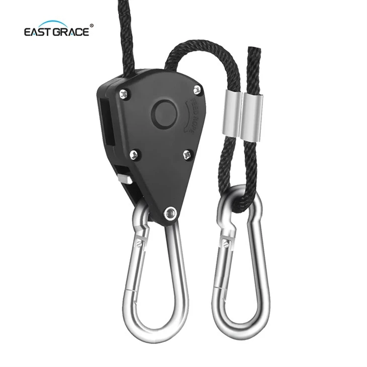 Adjustable Rope Ratchet Light Hanger